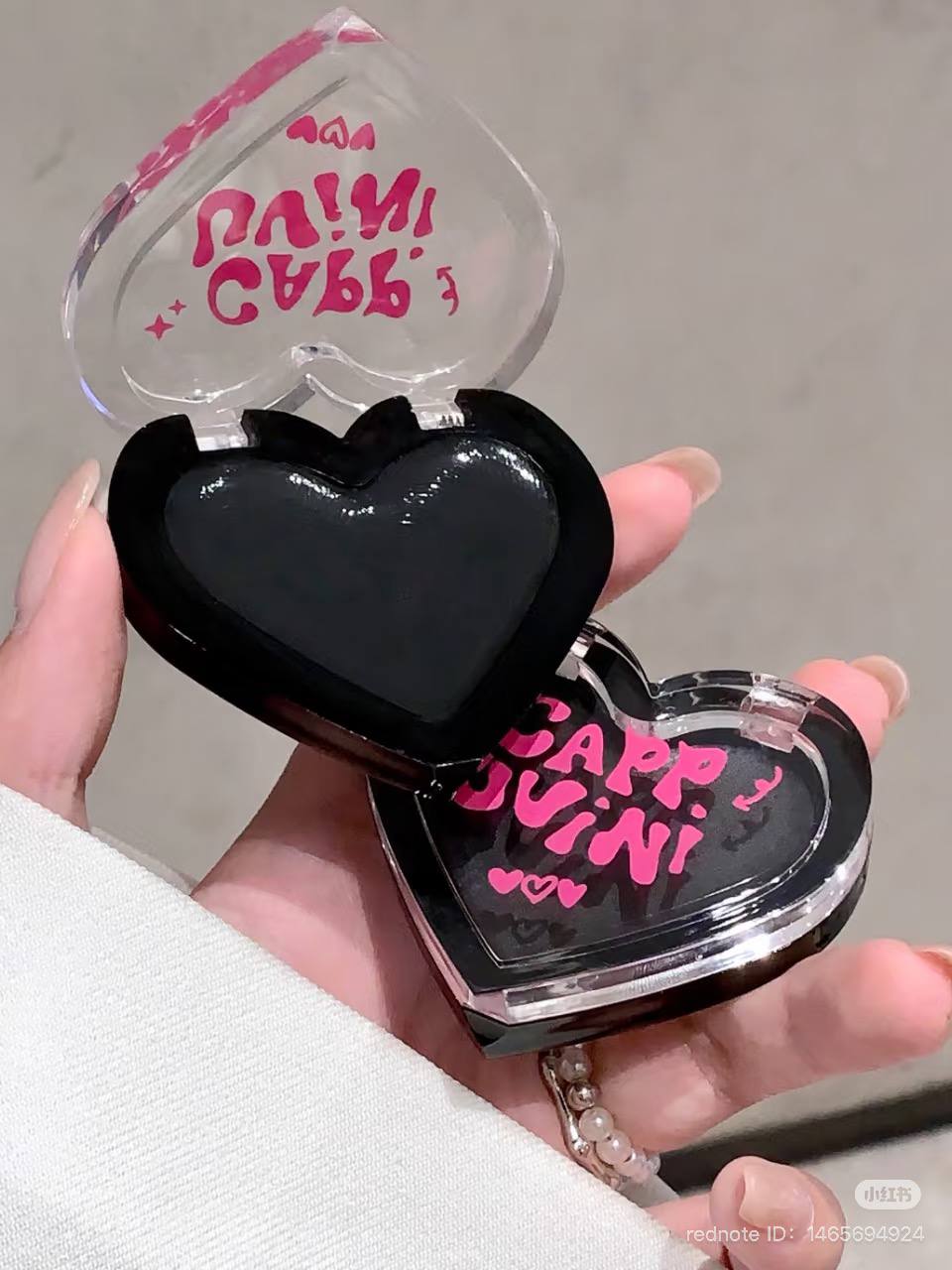 رژگونه جادویی قلبی برند Cappuvini