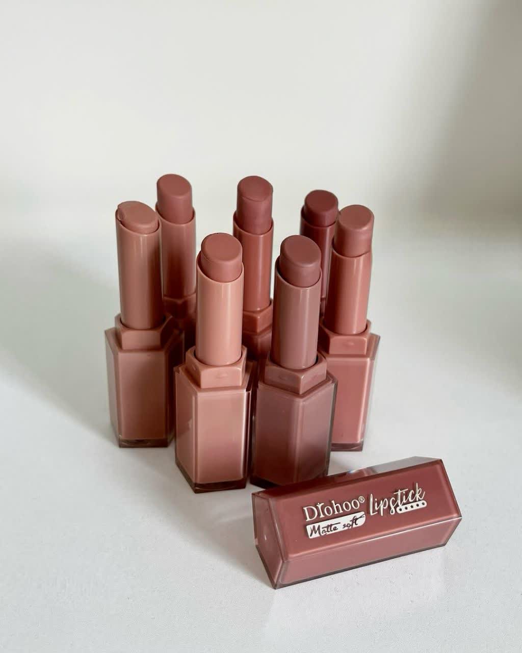 رژلب جامد مات پاییزی