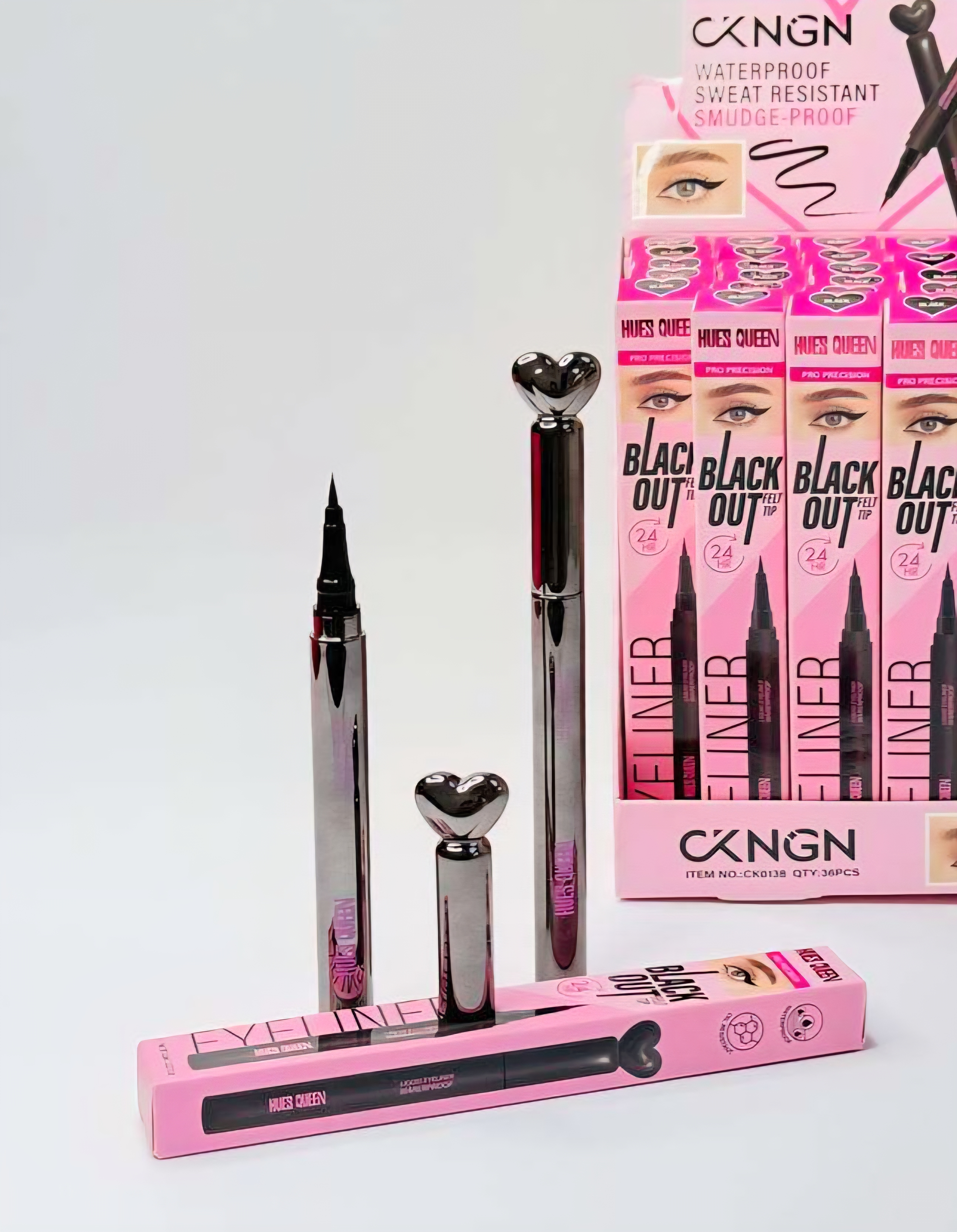 خط چشم قلبی ماژیکی